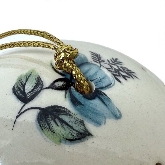 Vintage Floral Ceramic Hanging Potpourri Diffuser Ornament - Made in Japan - Picture 5 of 7
